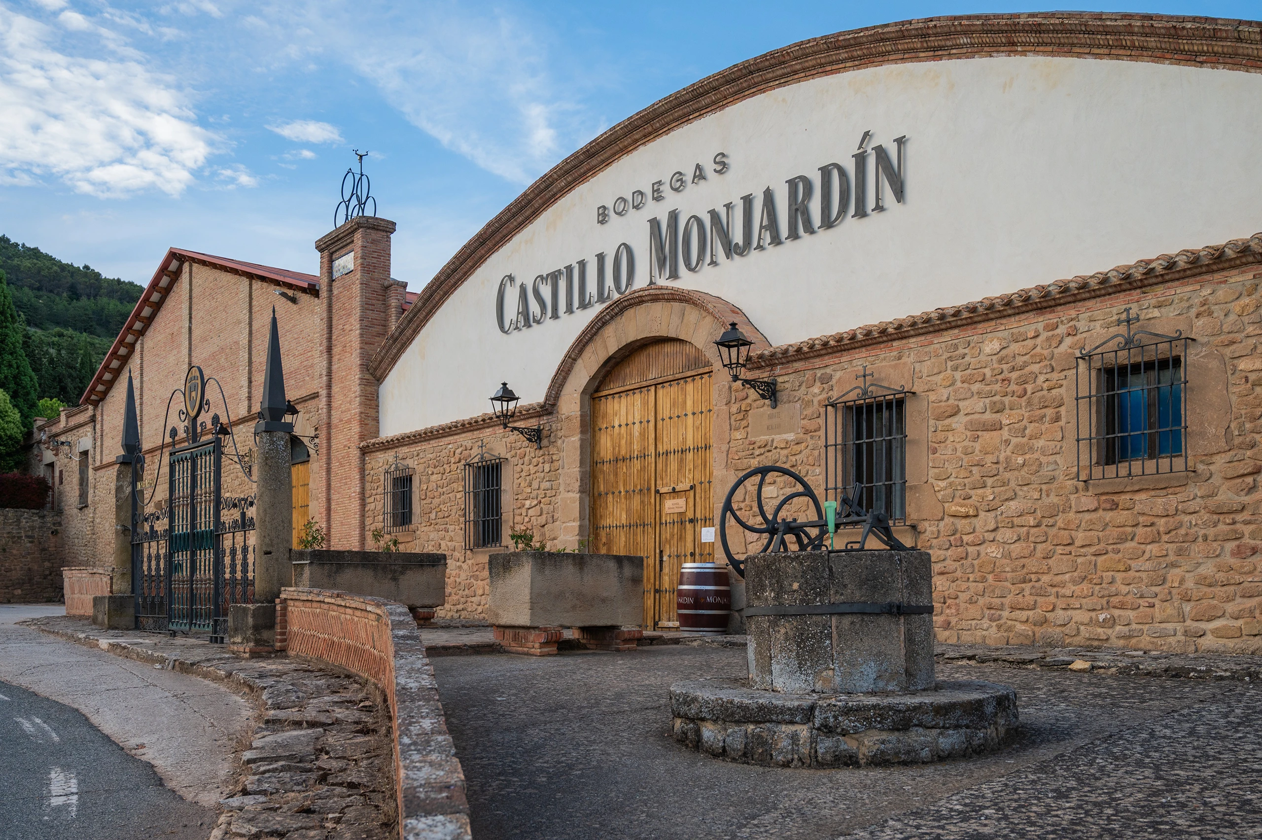 Foto 13 - Bodegas Castillo de Monjard&iacute;n