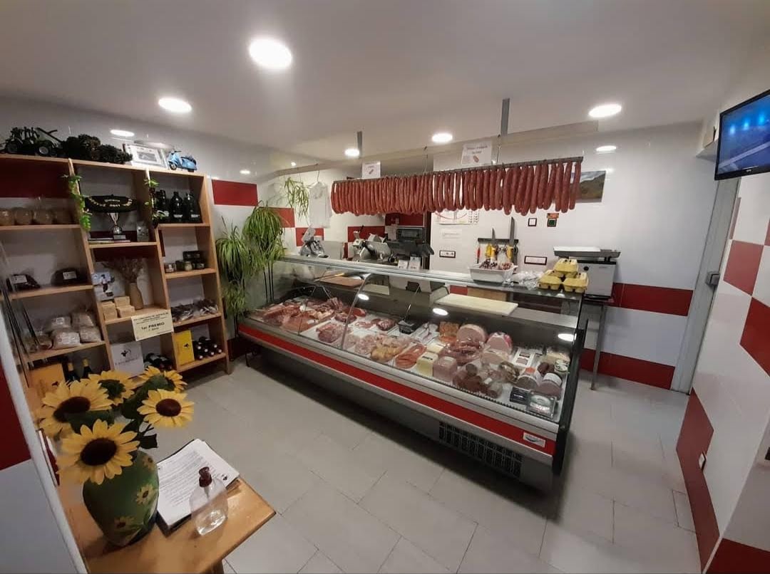 Carnicer&iacute;a Ruiz de Larramendi - foto 2