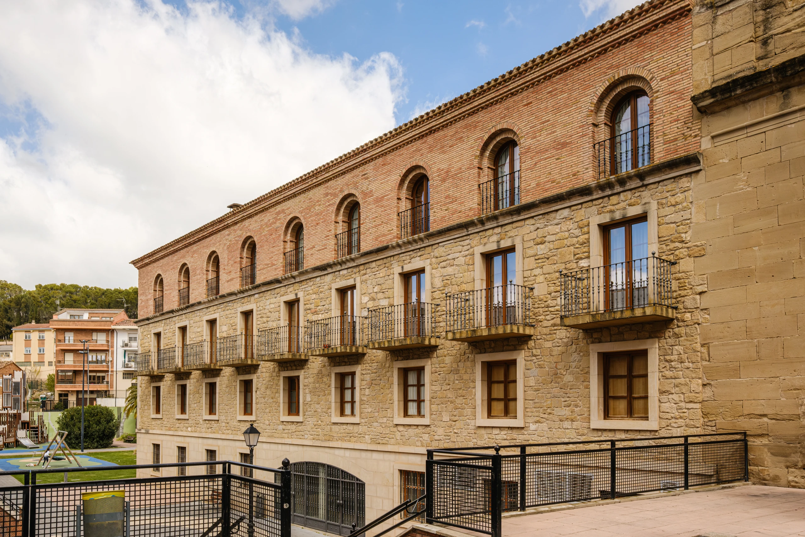 Arquitectura barroca conventual de gran elegancia