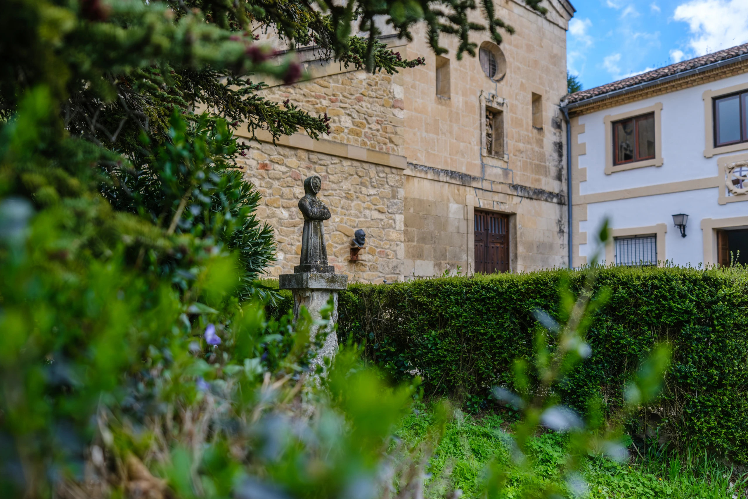 Foto 1 - Iglesia de Nuestra Se&ntilde;ora de Rocamador