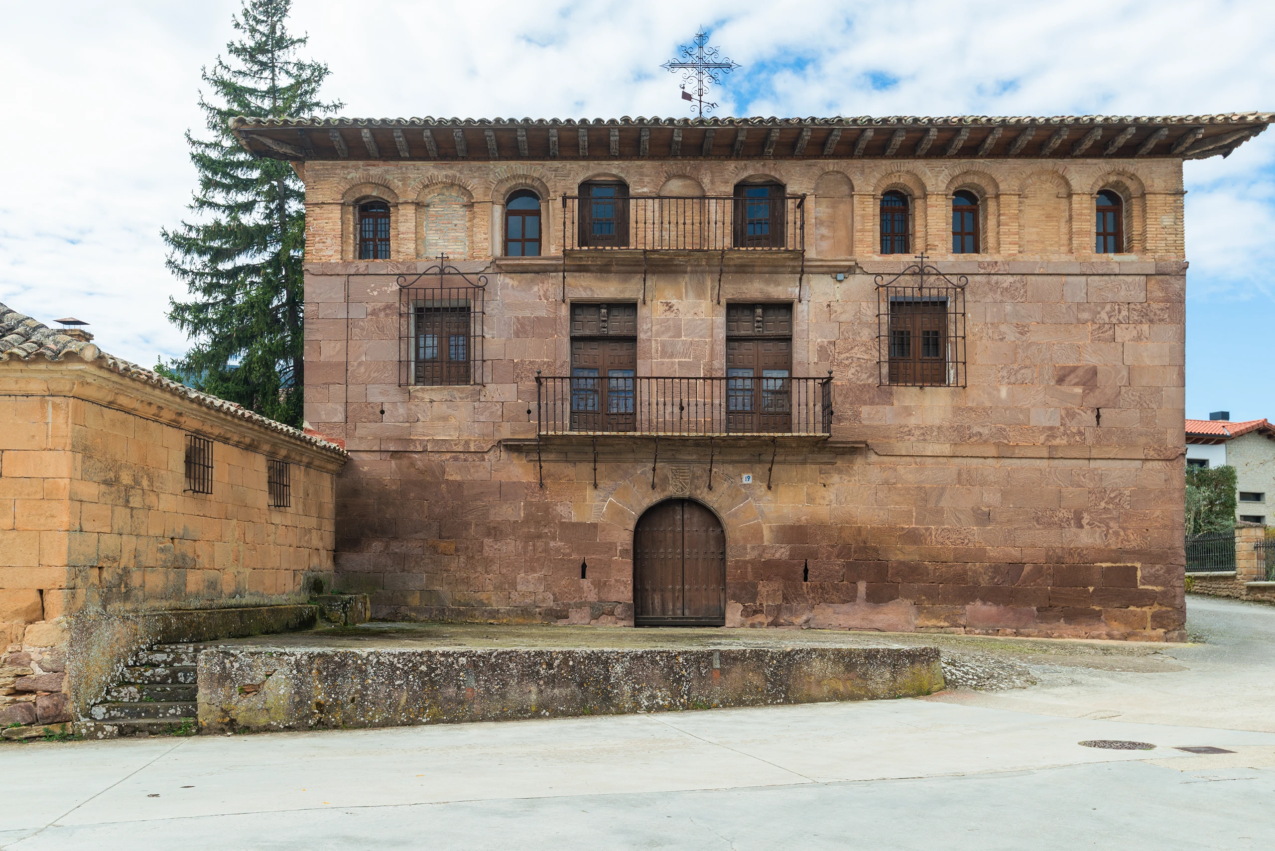 Palacio Cabo de Armer&iacute;a de Acedo